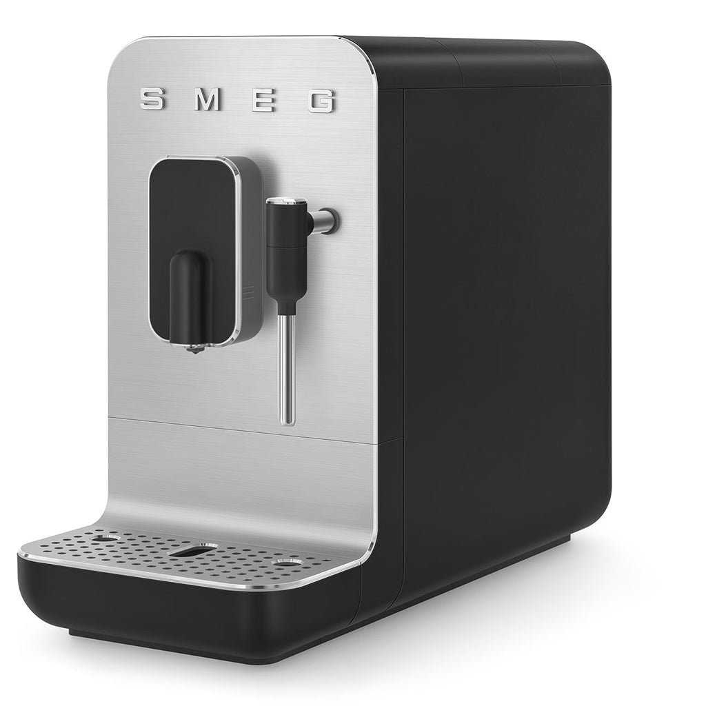 SMEG Kaffeevollautomat BCC02BLMEU mit Dampffunktion Schwarz